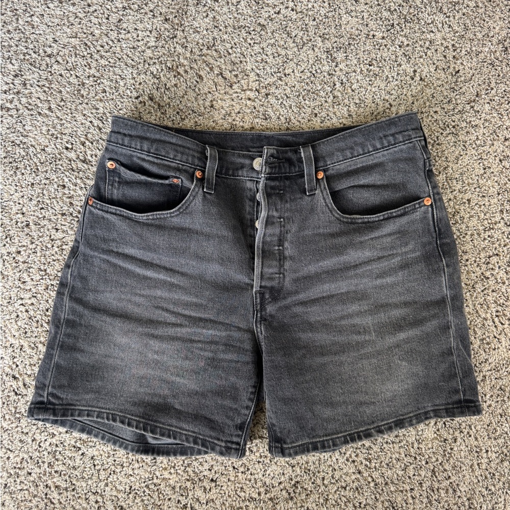 Levi's Women's 501 Mid Thigh Shorts
